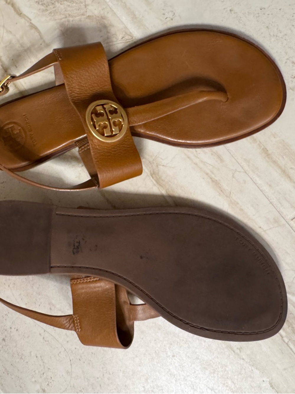 Tory Burch Chestnut Leather Logo Thong Sandals - Picture 5 of 5